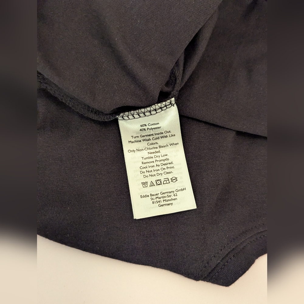 Eddie Bauer Black Coast and Climb Lightweight V-Neck T-Shirt Sz XL UPF 15 NWT - Picture 11 of 11